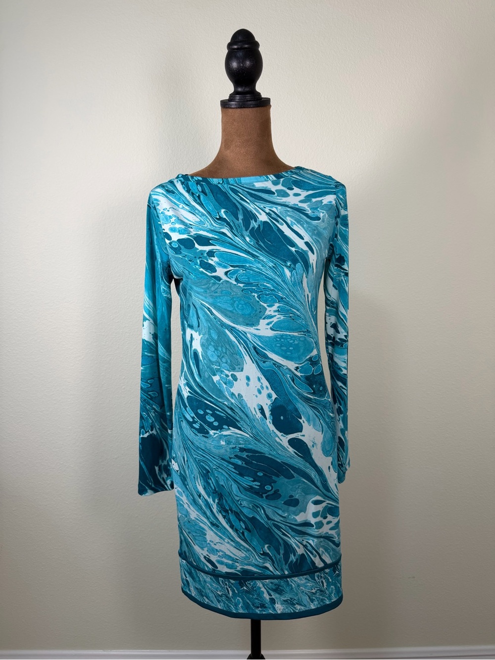 Michael Kors Teal & White Marble-Print Long Sleeve Shift Dress